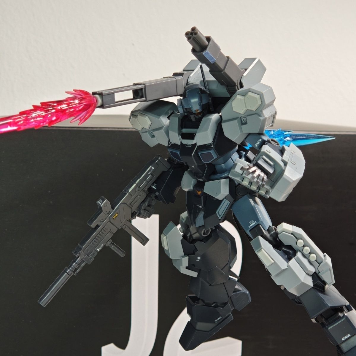 Модель BAOBAO HG 1/144, компле – обзор и цена Model Kit Gundam Bandai
